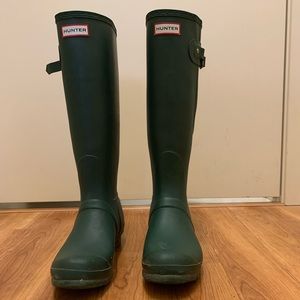 Hunter Rainboot: original adjusted